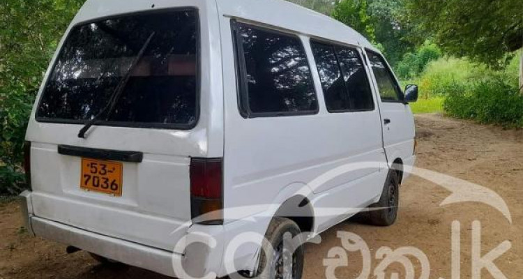 NISSAN VANETTE 1989