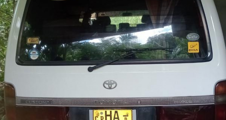 TOYOTA DOLPHIN 1998