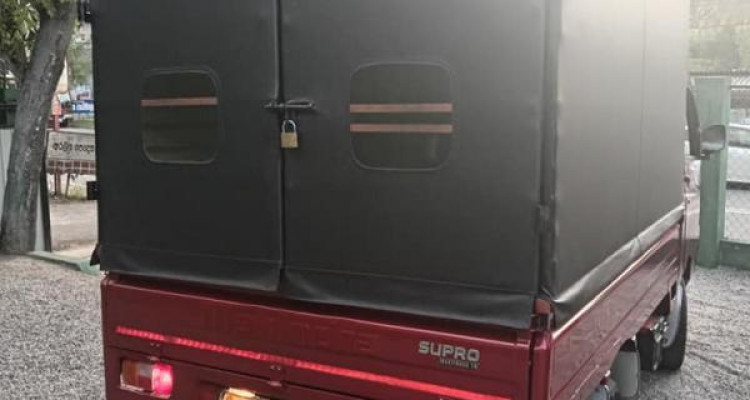 MAHINDRA SUPRO 2017