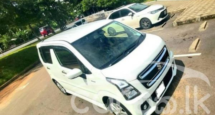 SUZUKI WAGON R STINGRAY 2018