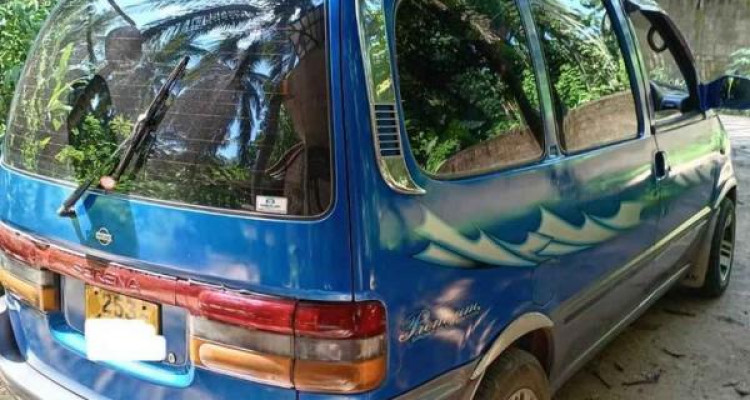 NISSAN SERENA 1990