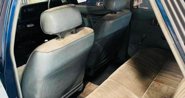 MAZDA 323 1985