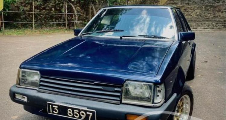 MAZDA 323 1985