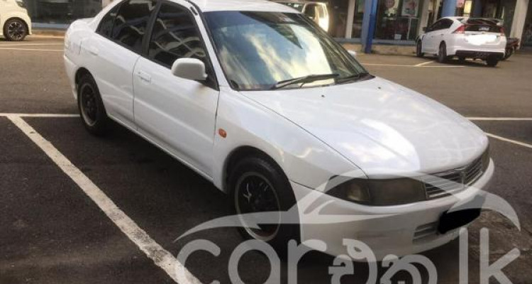 MITSUBISHI LANCER CK2 2001