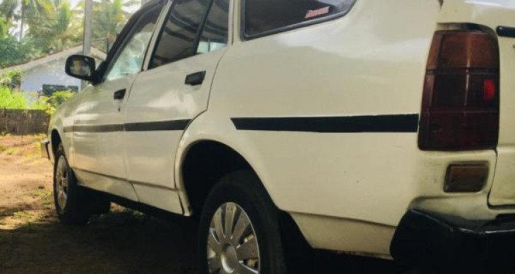 TOYOTA COROLLA DX WAGON 1984