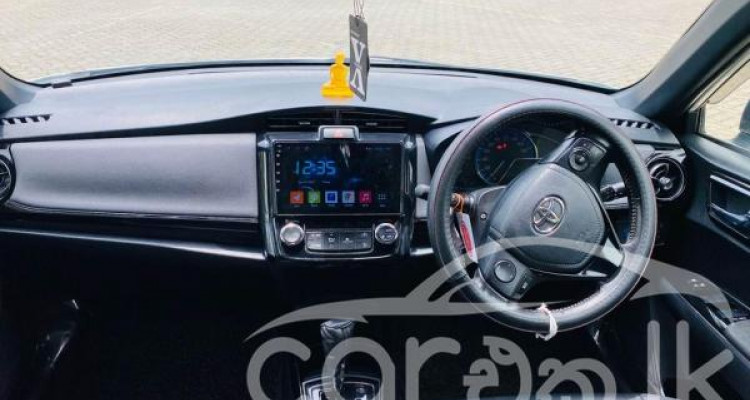 TOYOTA AXIO 2018