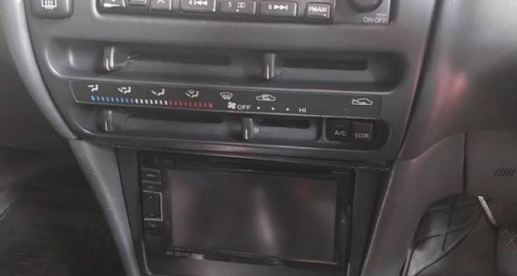 TOYOTA COROLLA 2000