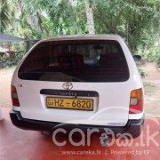 TOYOTA COROLLA 2000