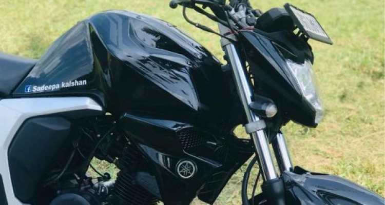 YAMAHA FZ V2 2017