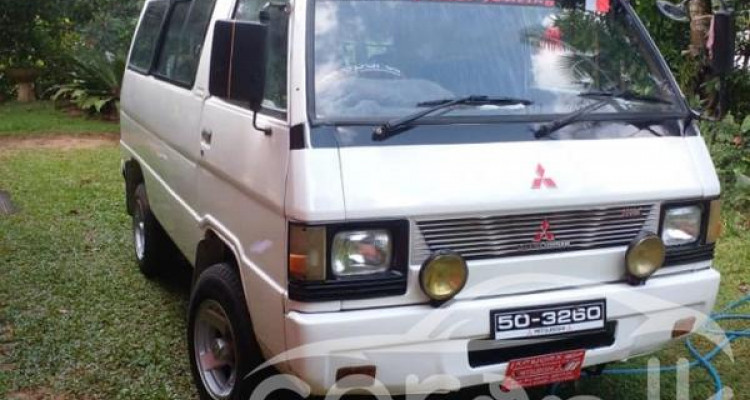 MITSUBISHI DELICA L300 1986