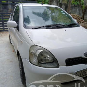 TOYOTA VITZ 1999