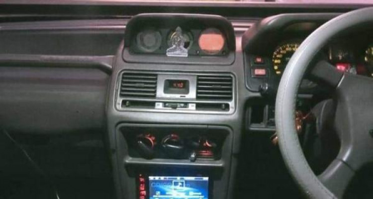 MITSUBISHI PAJERO 1992