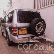 MITSUBISHI PAJERO 1992