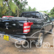 MITSUBISHI L200 2016