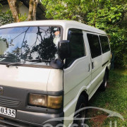 MAZDA BROWNY 1990