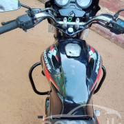 BAJAJ DISCOVER 135 2005