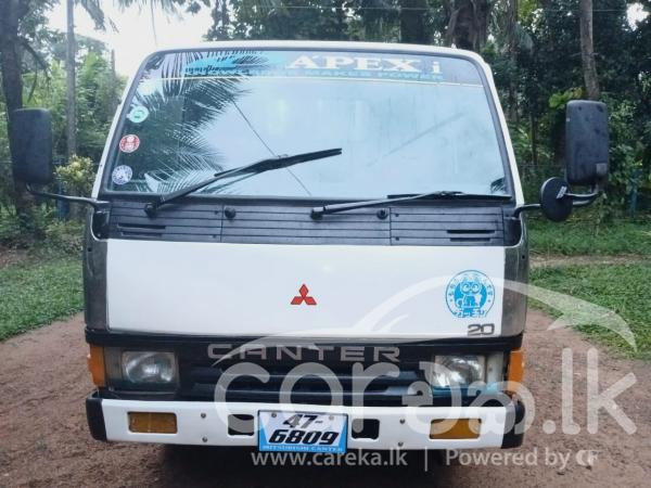 MITSUBISHI CANTER 1990