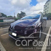 TOYOTA PRIUS 2015