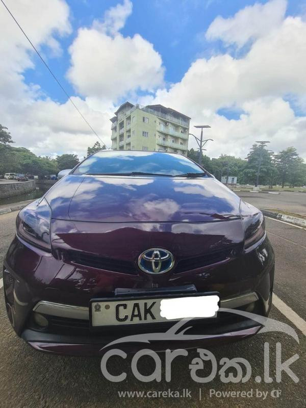 TOYOTA PRIUS 2015