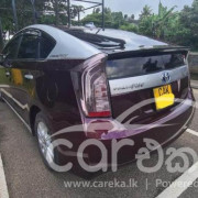 TOYOTA PRIUS 2015