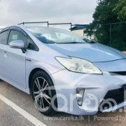 TOYOTA PRIUS 2013