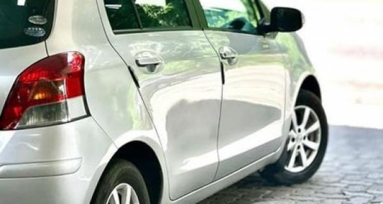 TOYOTA VITZ 2009