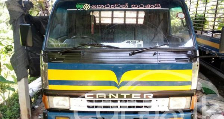 MITSUBISHI CANTER 1988