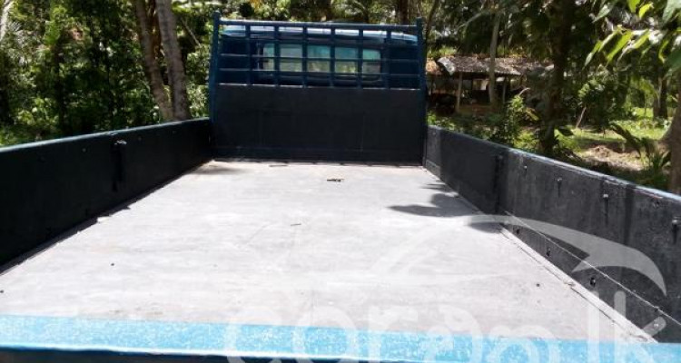 MITSUBISHI CANTER 1988