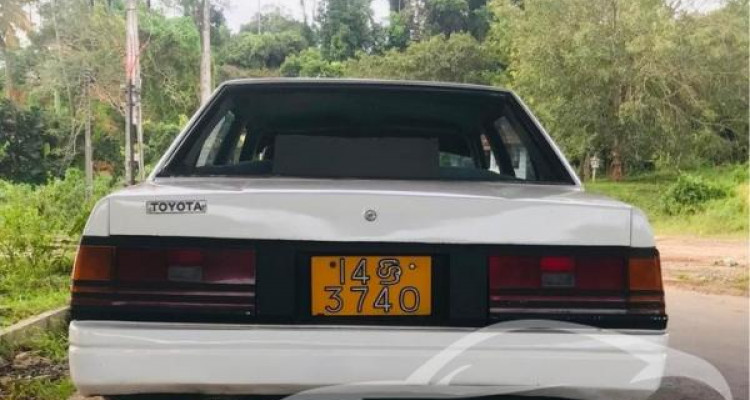 TOYOTA CORONA 1983