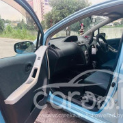TOYOTA VITZ 2010