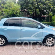 TOYOTA VITZ 2010