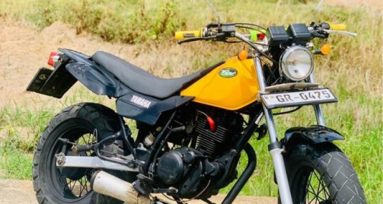 YAMAHA TW200 2002