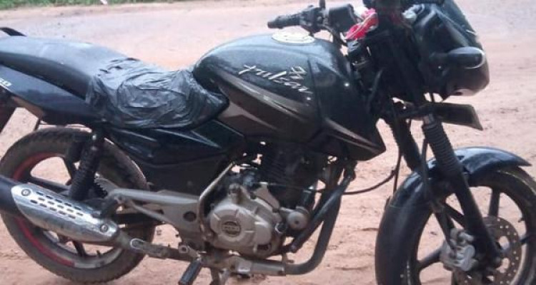 BAJAJ PULSAR 150 2015