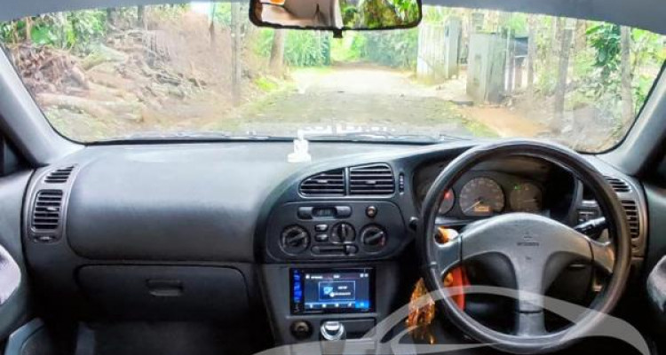 MITSUBISHI LANCER CK1 1999