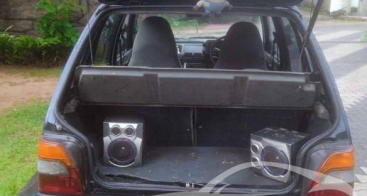 SUZUKI MARUTI 800 2000