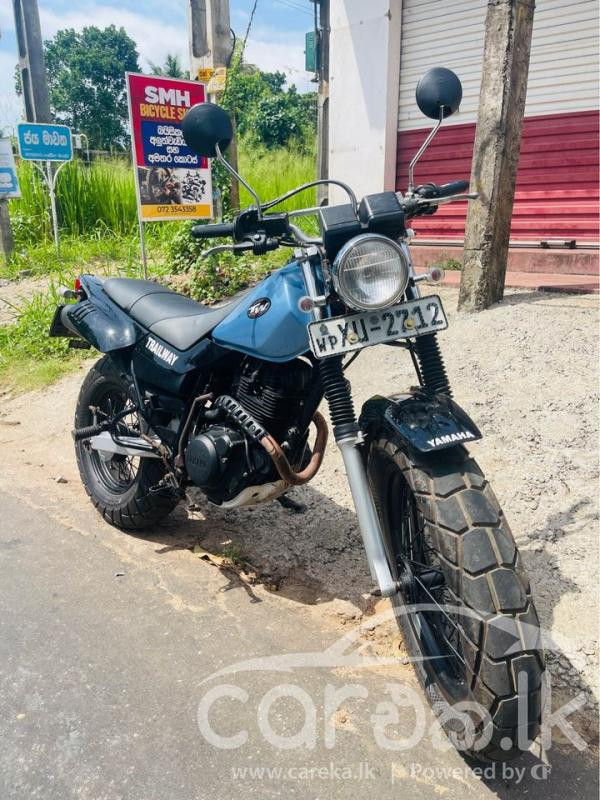 YAMAHA TW200 200