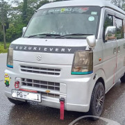 SUZUKI EVERY 2011