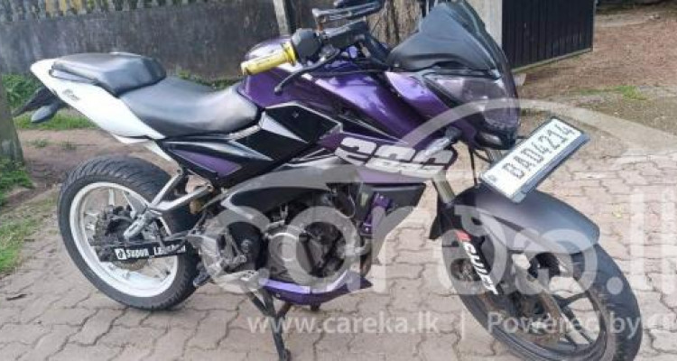 BAJAJ PULSAR NS200 2013