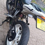 BAJAJ PULSAR NS200 2013