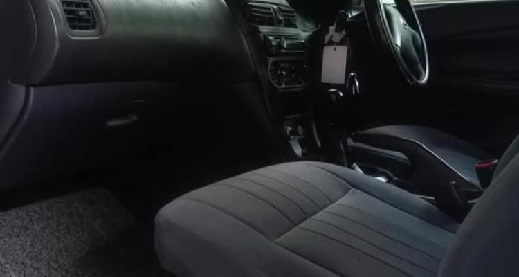 NISSAN AD WAGON 2002