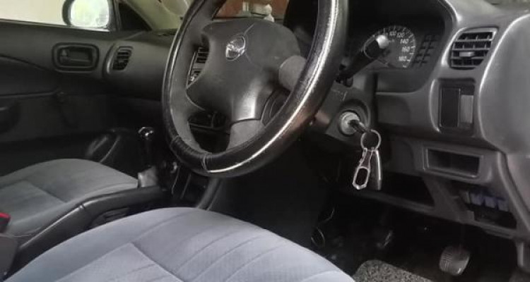 NISSAN AD WAGON 2002