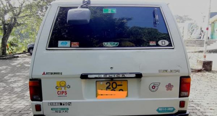 MITSUBISHI DELICA L300 1981