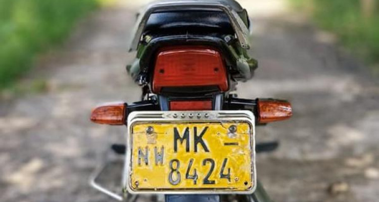 BAJAJ CT100 2005