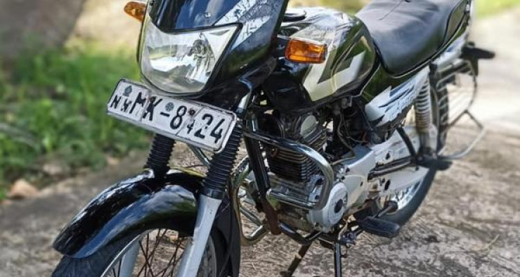 BAJAJ CT100 2005