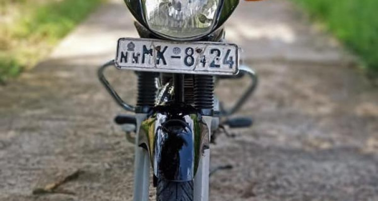 BAJAJ CT100 2005