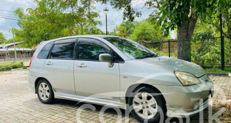 SUZUKI AERIO 2003