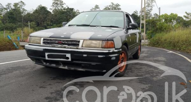 MAZDA FAMILIA 1992