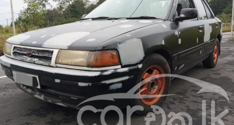 MAZDA FAMILIA 1992