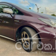 TOYOTA PRIUS 2015