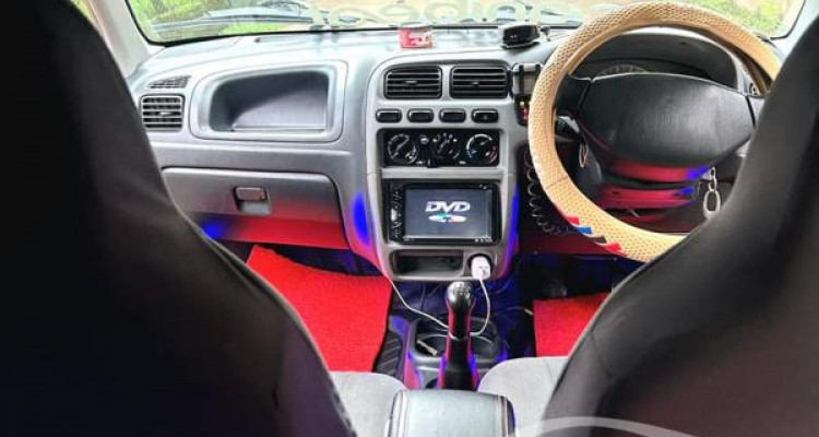 SUZUKI ALTO SPORT 2011